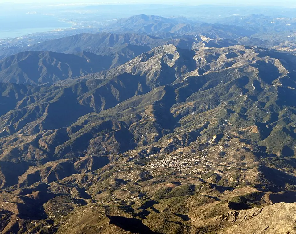 Yunquera and Torrecilla peak.